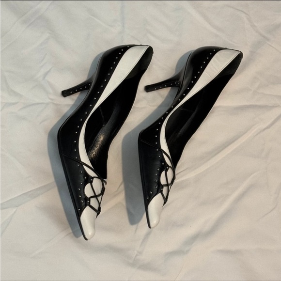 Dior leather black and white corset pointed heels - Picture 3 of 6